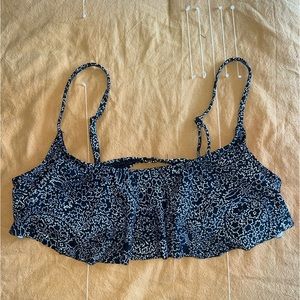 Old Navy Black and White Paisley Print Swim Top Size XL